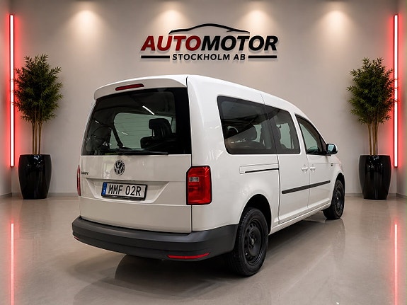 Volkswagen Caddy Maxi 3 of 5