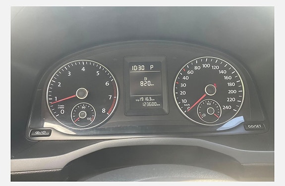 Volkswagen Caddy Maxi 10 of 12