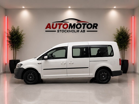Volkswagen Caddy Maxi 2 of 5