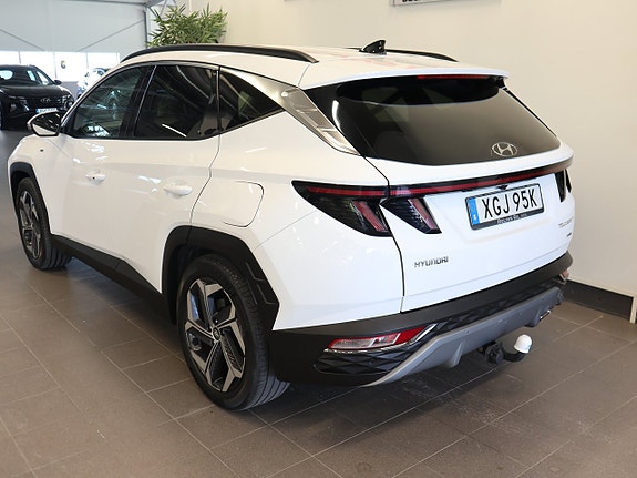 Hyundai Tucson 3 of 5