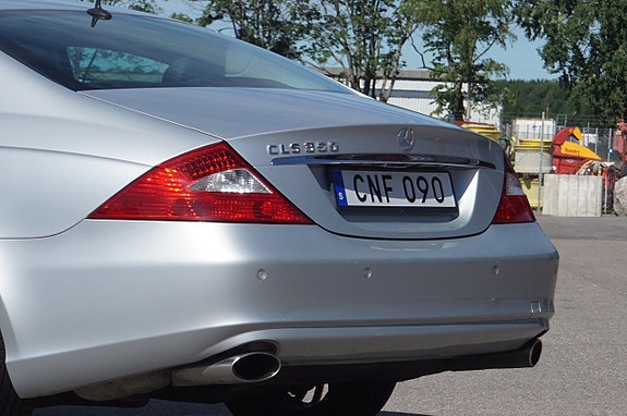 Mercedes-Benz CLS350 11 of 23