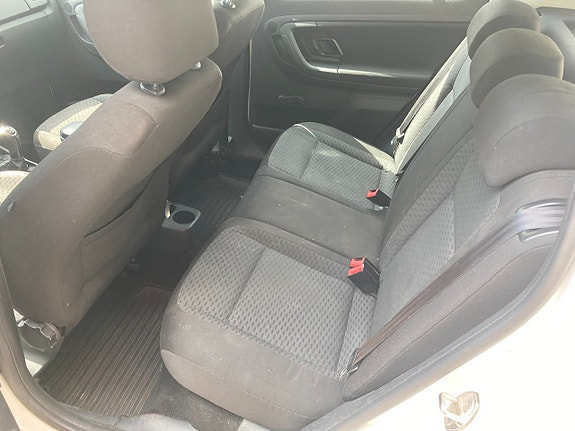 Skoda Fabia 8 of 9