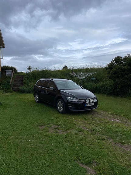 Volkswagen Golf VII 3 of 5