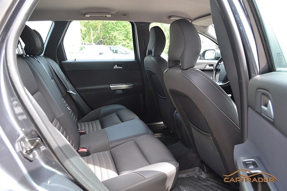 Volvo V50 9 of 14