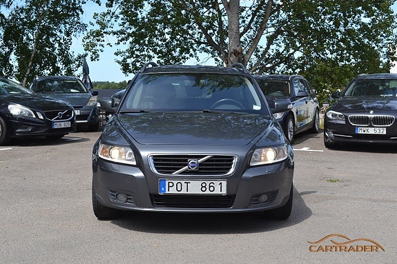 Volvo V50 5 of 5