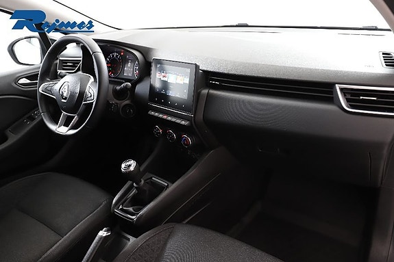 Renault Clio 25 of 26
