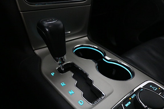 Jeep Grand Cherokee 28 of 30