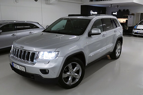 Jeep Grand Cherokee 2 of 30