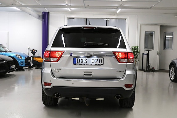 Jeep Grand Cherokee 7 of 30