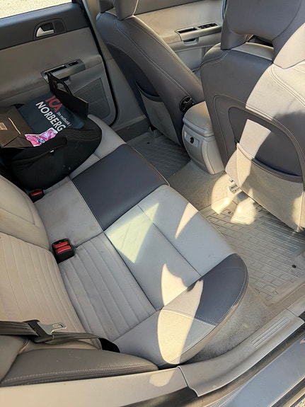Volvo V50 3 of 5