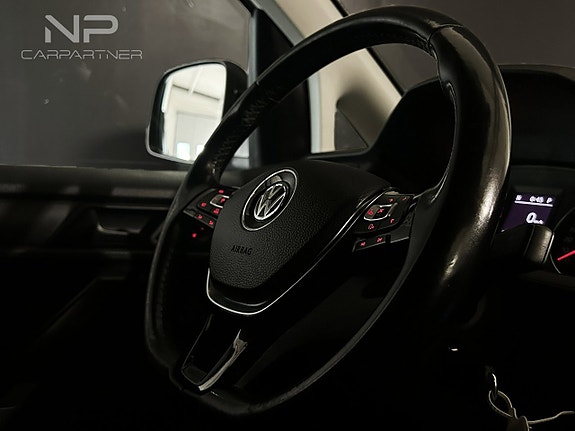 Volkswagen Caddy Maxi 13 of 22