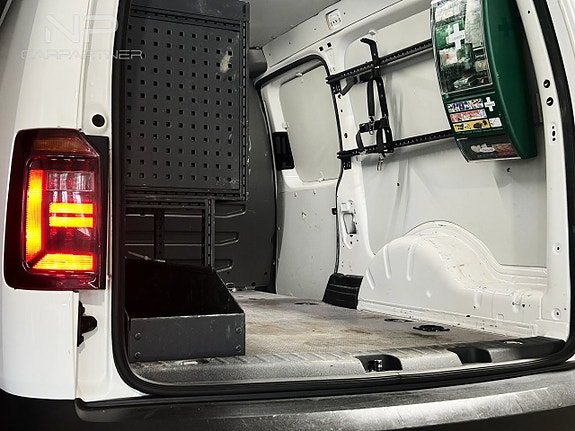 Volkswagen Caddy Maxi 7 of 22