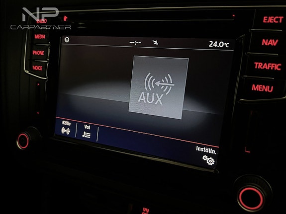 Volkswagen Caddy Maxi 18 of 22