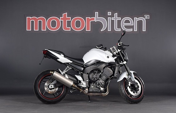 Yamaha FZ1-N Fazer 1.0 2 of 4