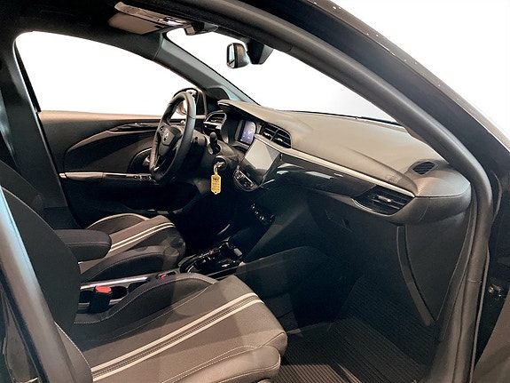 Opel Corsa 11 of 15