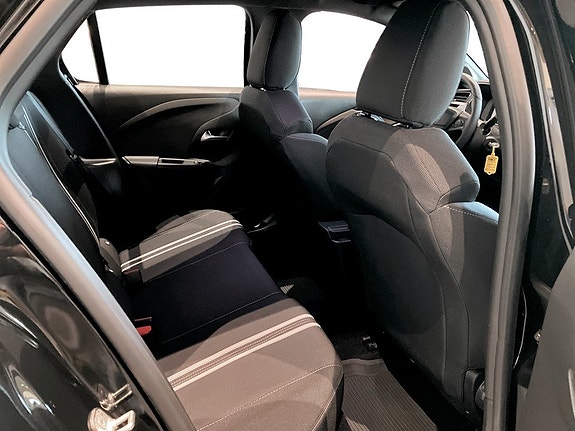 Opel Corsa 12 of 15