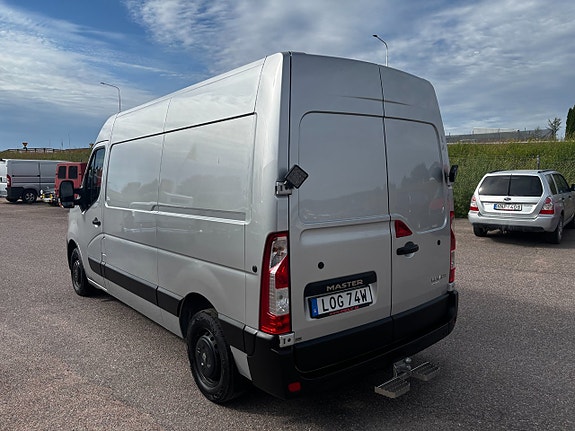 Renault Master 4 of 5