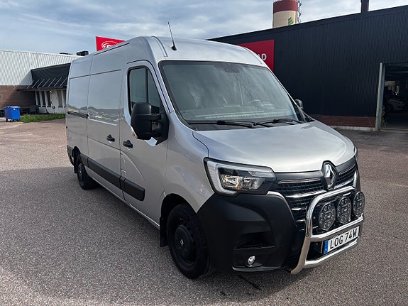 Renault Master 2 of 5