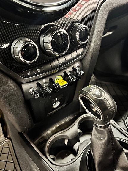 MINI Countryman Cooper SE 12 of 21