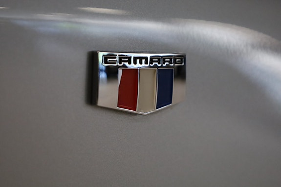 Chevrolet Camaro 8 of 20