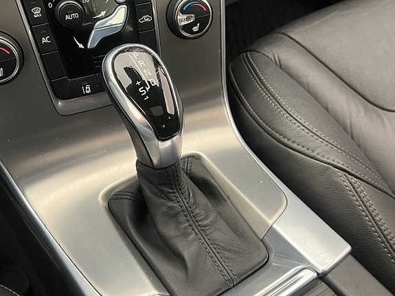 Volvo S60 27 of 30