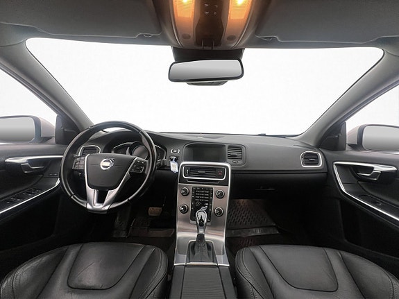 Volvo S60 15 of 30