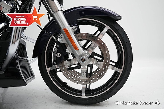 Harley-Davidson Street Glide *DEMO* Full kittad! 4 of 27