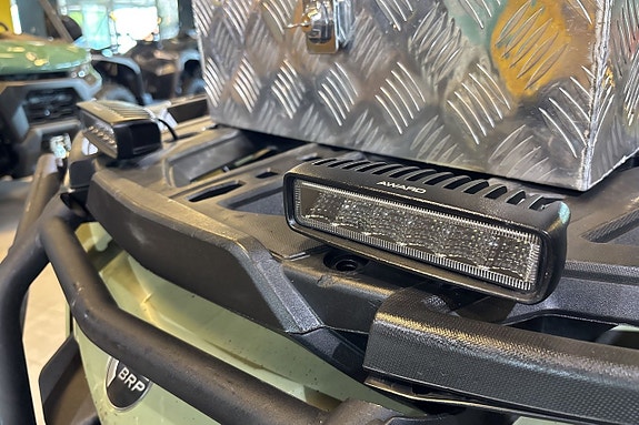 Can-Am Outlander 6X6 DPS 650 V-Twin/Nybes/Nyservad 10 of 21