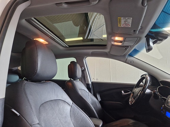 Hyundai ix35 10 of 18