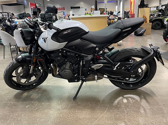 Triumph Motorcycles TRIDENT 660 ABS 80 MIL TRIBUTE EDITION Triumph triumph 4 of 5