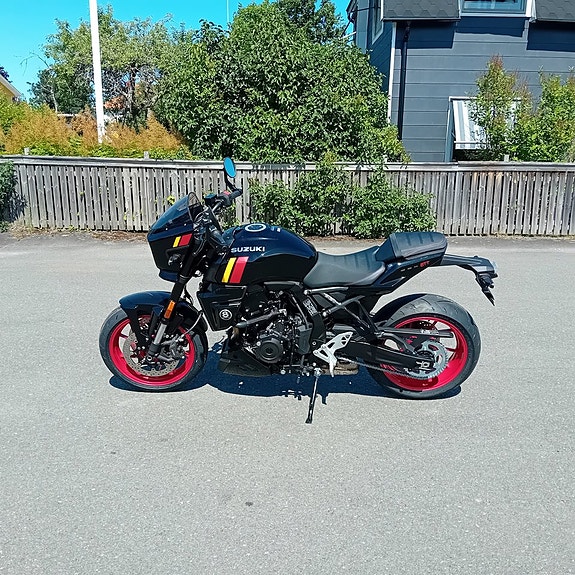 Suzuki GSX-8TT 5 of 7