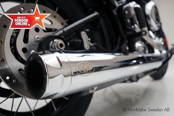 Harley-Davidson Street Bob *DEMO* 11 of 21