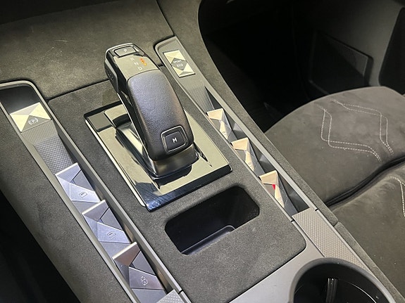 DS DS 7 Crossback 24 of 30