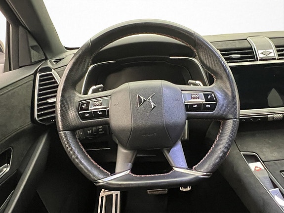 DS DS 7 Crossback 16 of 30