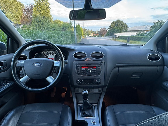 Ford Focus 5 of 5