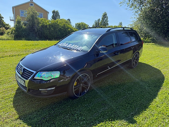 Volkswagen Passat 2 of 10