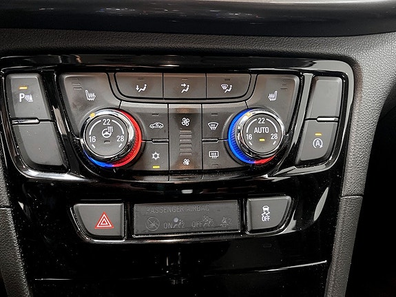 Opel Mokka X 10 of 16