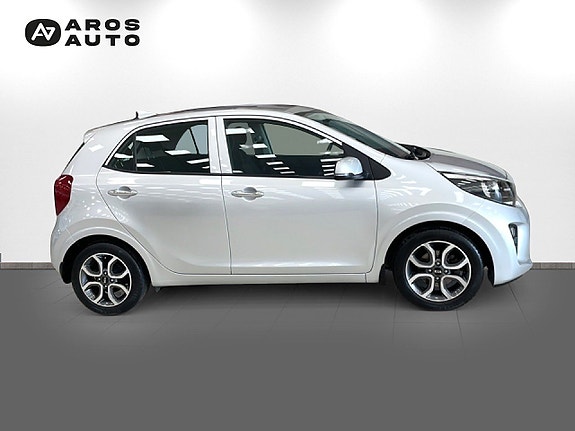 Kia Picanto 4 of 5