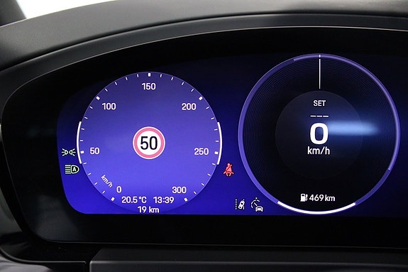 Porsche Macan 4S 20 of 25