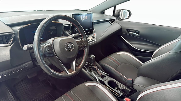 Toyota Corolla 7 of 13