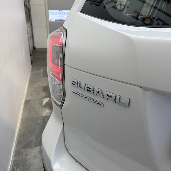 Subaru Forester 7 of 12