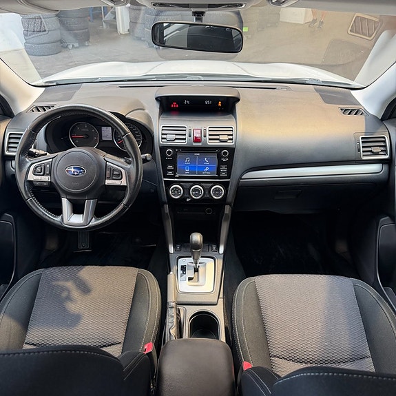Subaru Forester 10 of 12