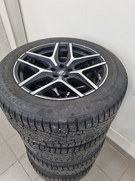 Mercedes-Benz GLE350 d 19 of 19