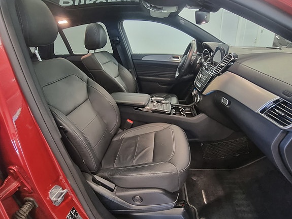 Mercedes-Benz GLE350 d 8 of 19