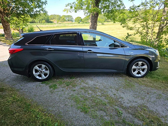 Hyundai i40 8 of 18