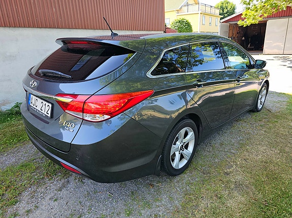 Hyundai i40 4 of 18