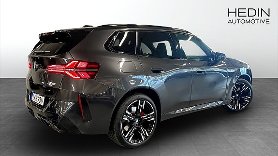 BMW X3 2 of 5