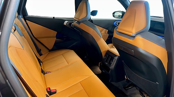 BMW X3 5 of 5