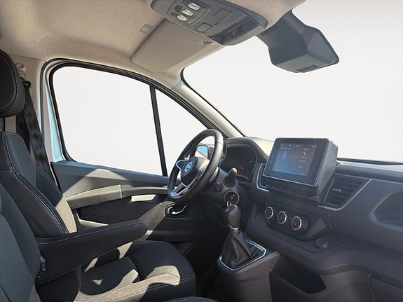 Nissan Primastar 10 of 15
