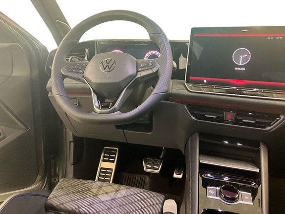 Volkswagen Tiguan 11 of 23